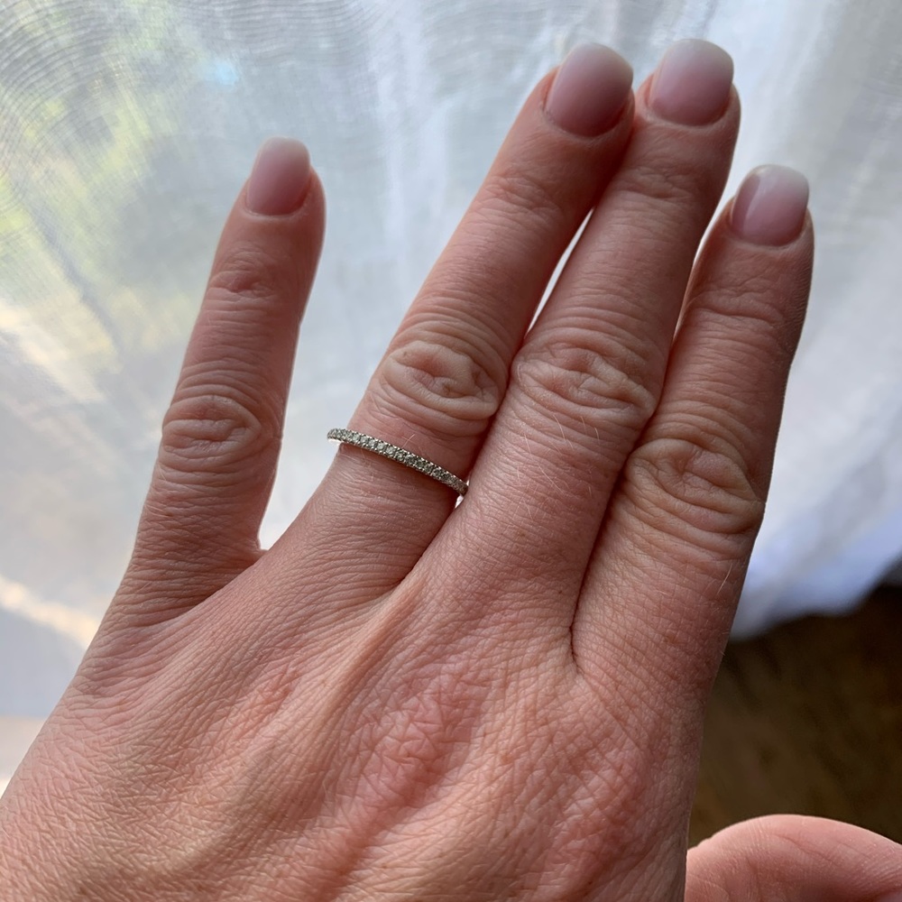 14k White Gold Diamond Wedding Band